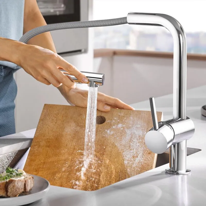 Grohe Minta Single-Lever Kitchen Mixer Tap with Pull-Out Spout Chrome